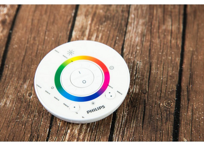 Декоративний багатофункціональний світильник RGB Philips 915004285401 LIC Iris LivingColors Remote control Clear
