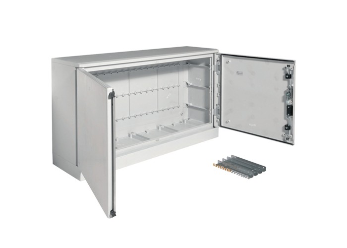 Шафа з поліестеру Hager FL330B Orion Plus IP65 з цоколем і непрозорими дверима 600X1100X300мм