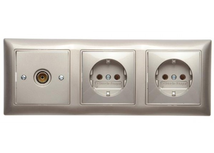 Тримісна рамка ABB Basic 55 2CKA001725A1503 2513-93-507 (шампань)