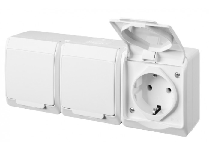 Розетка накладная 3-местная с крышкой белая Electro-Plast Hermes IP44, 0326-02