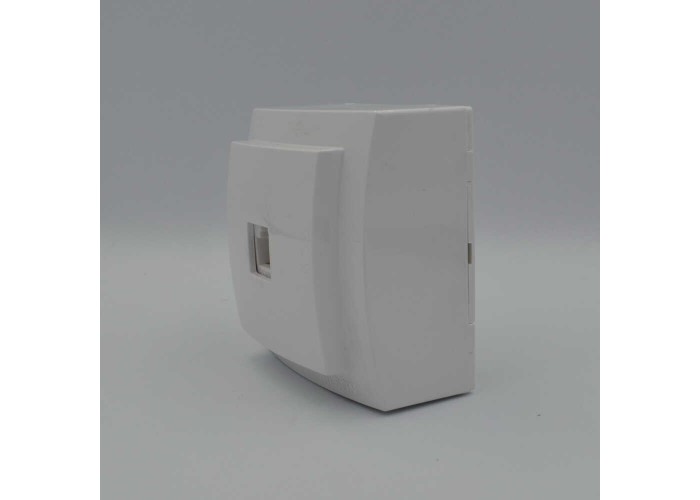Розетка Nilson Themis біла комп'ютерна  CAT5e RJ45 ( 26111044 )
